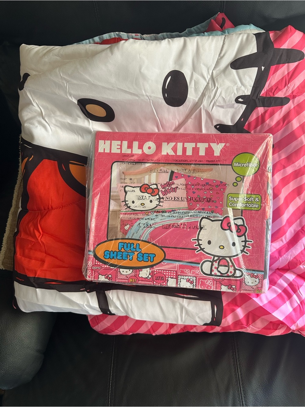 Hello Kitty Pink and White Comforter & Full Sheet Set - Character Bedding